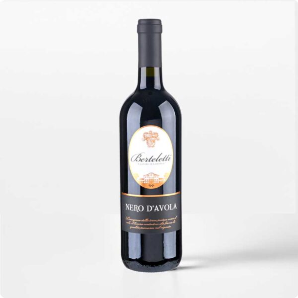 Nero d'Avola Berteletti Fles Nero d’Avola DOC wijn van Berteletti met wit label