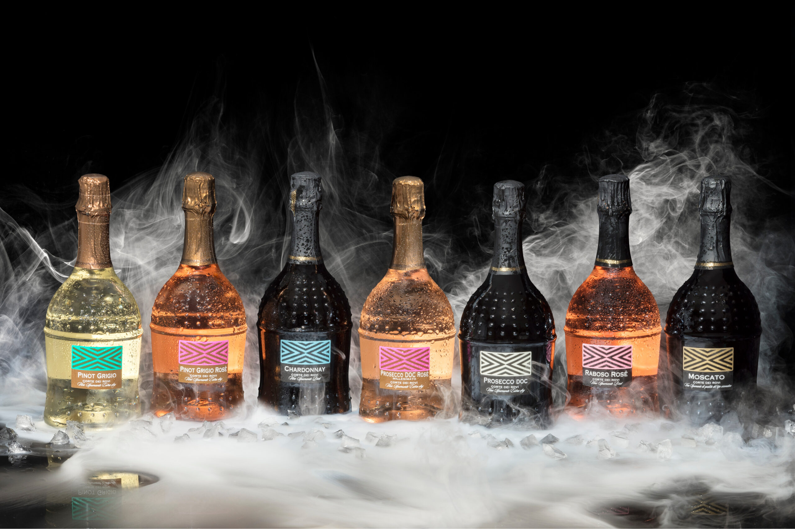 Flessen uit de Corte dei Rovi lijn in de mist