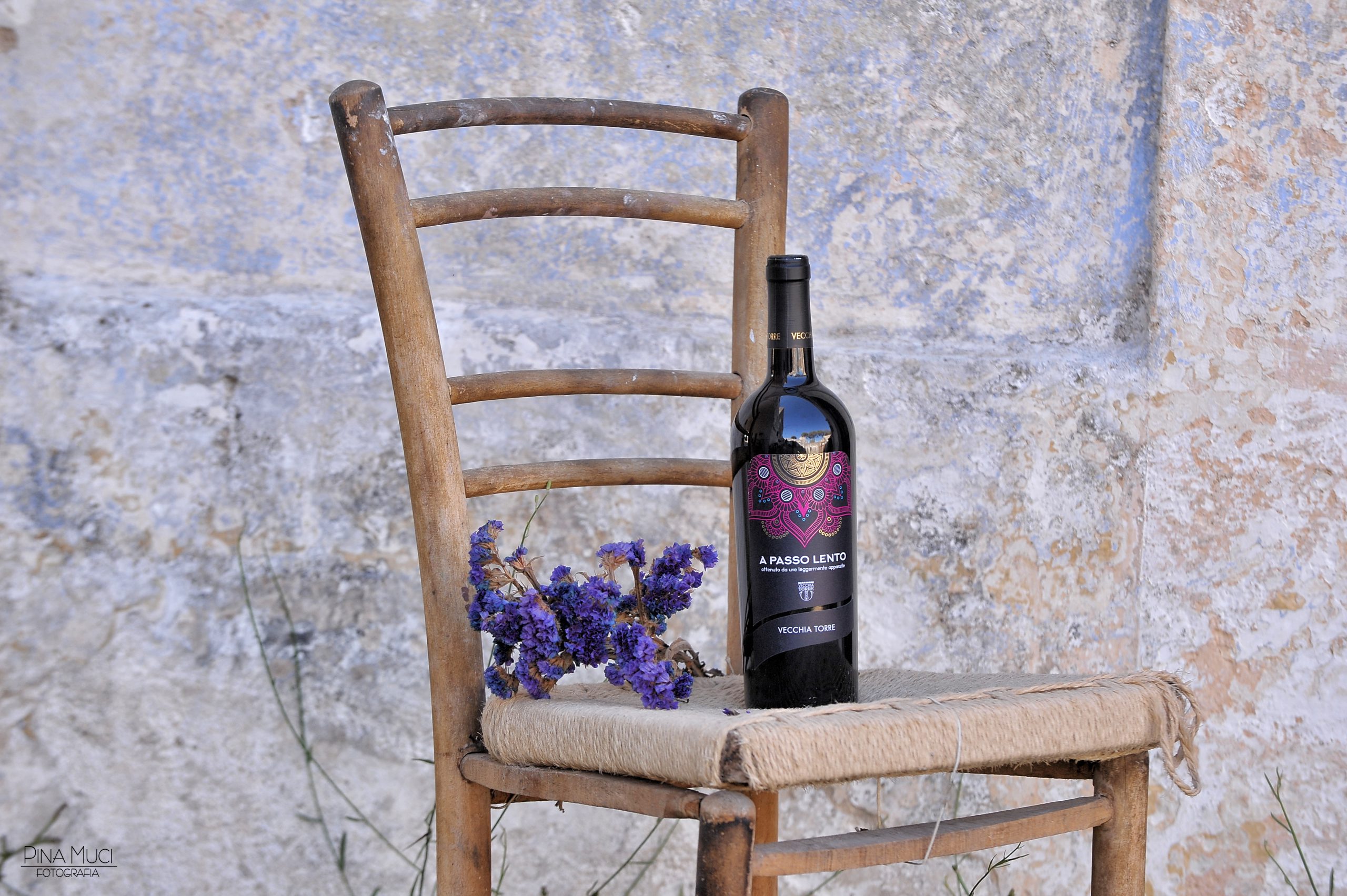 Fles a Passo Lento, een van de mooie wijnen van Vecchia Torre